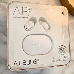 Airbuds Air5 NIB True Wireless Earbuds in White 🎧